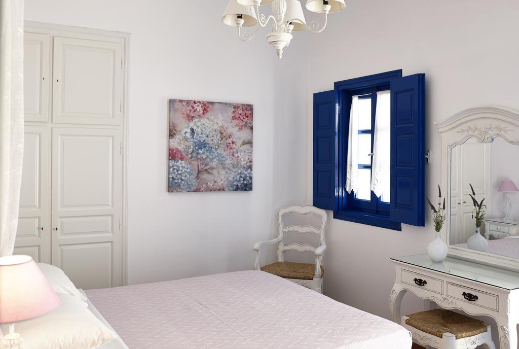Folegandros Apartments エクステリア 写真